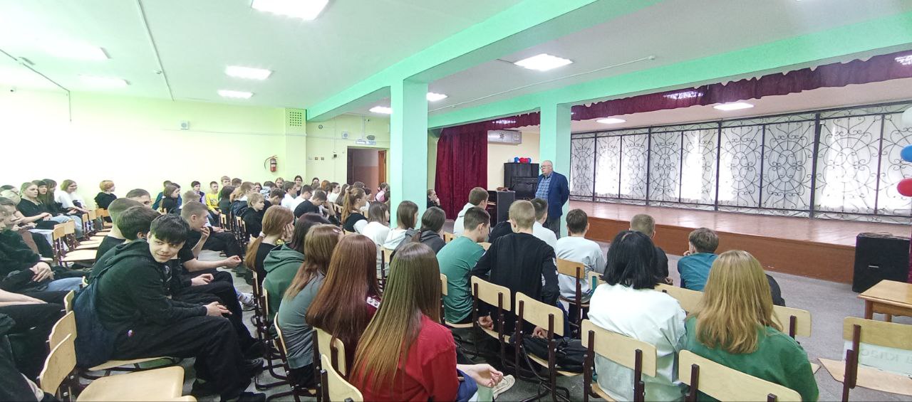 Встреча учащихся с врачом - наркологом.